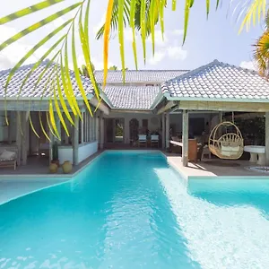Cocowhite Villa